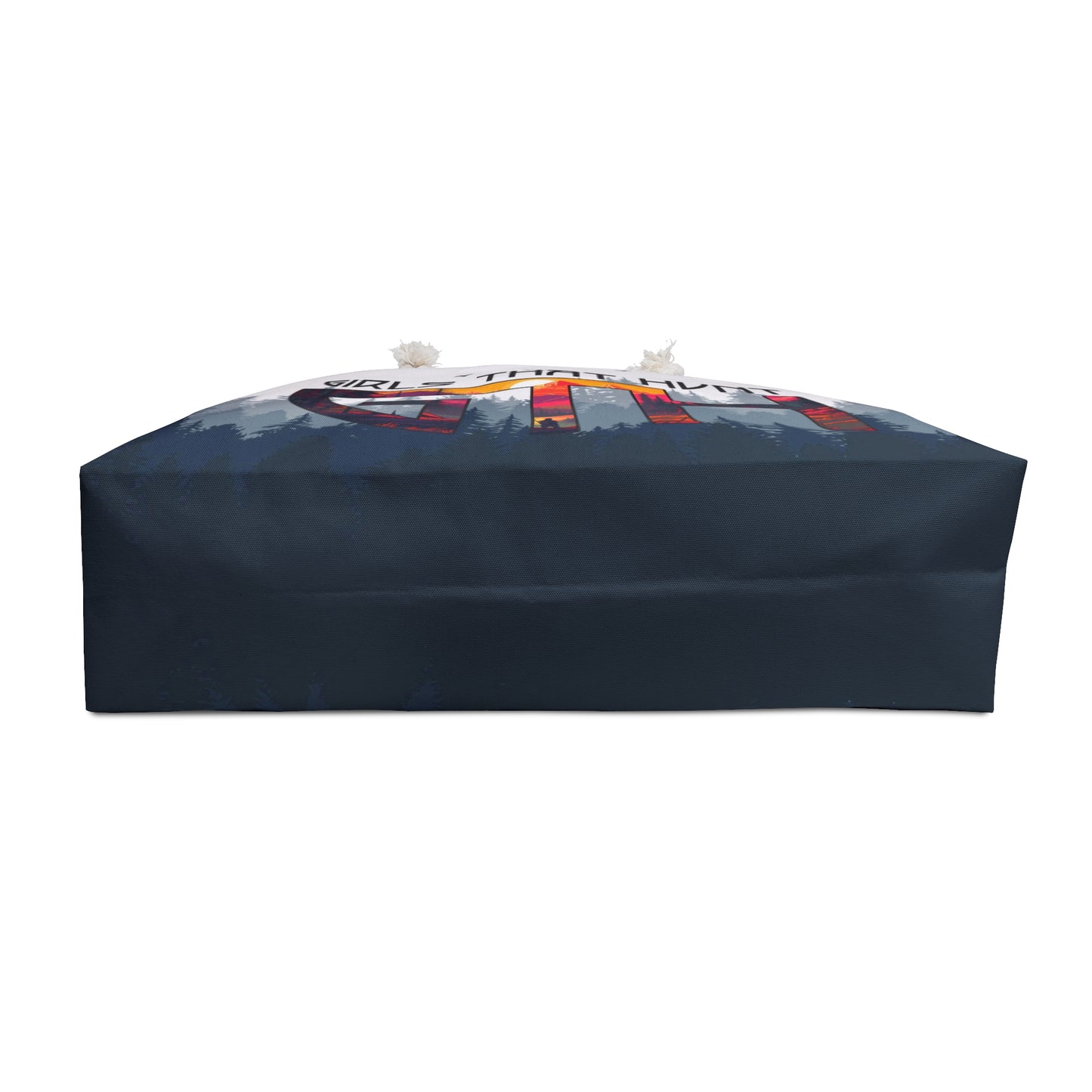 GTH Oversized Weekend Bag - A spacious and sturdy bag with GTH logo