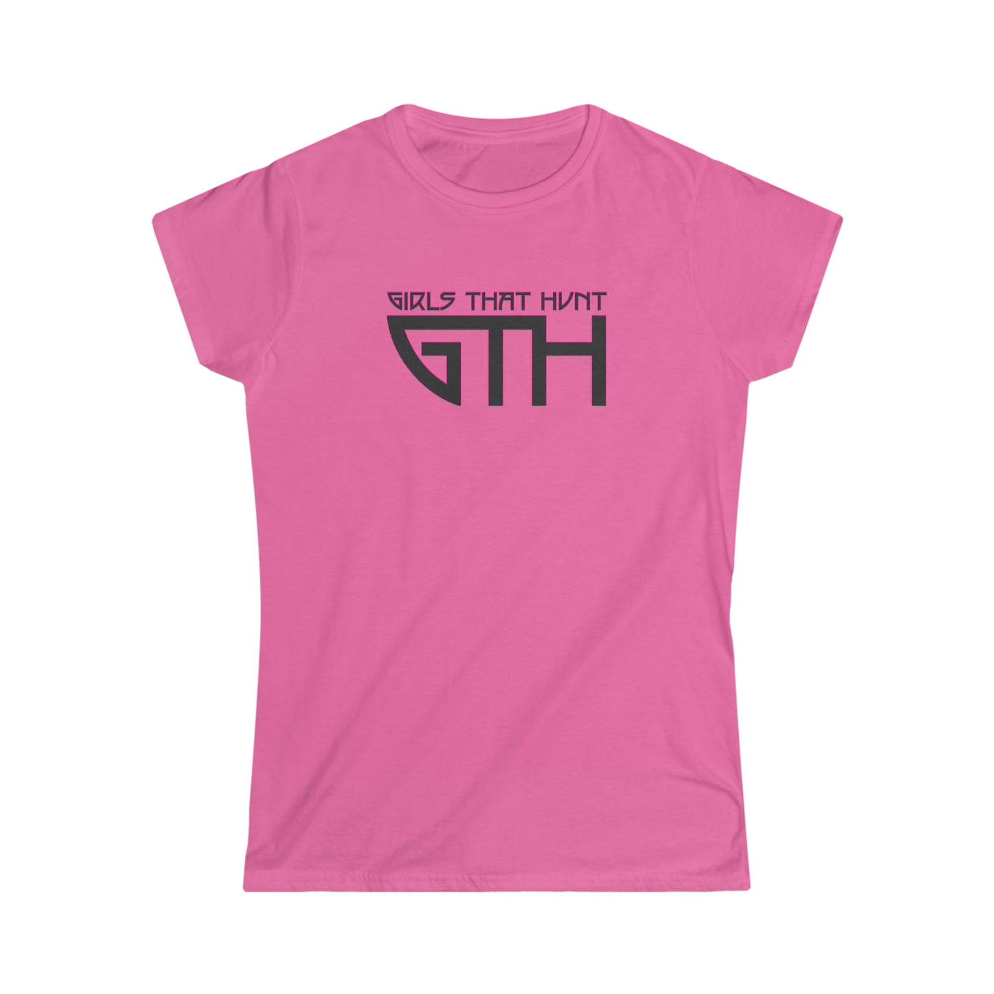 Girls That Hunt Tee - Pink - Celebrating women hunters in style