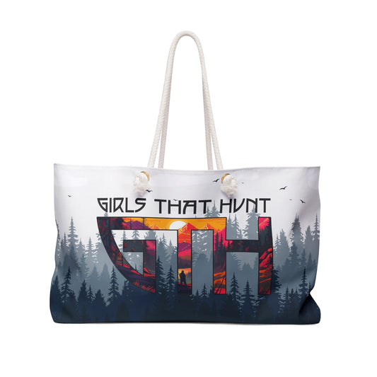 GTH Oversized Weekend Bag - A spacious and sturdy bag with GTH logo